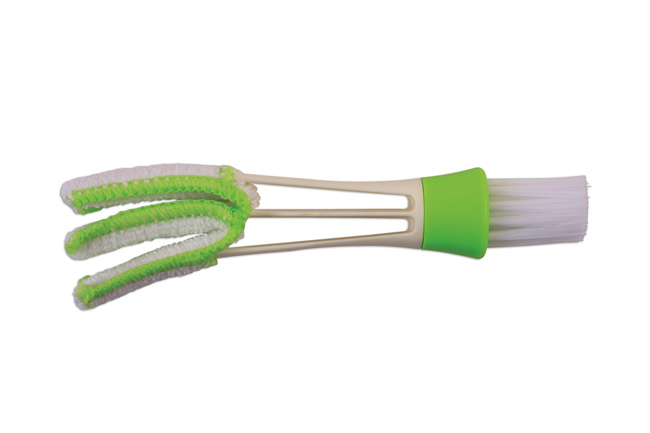 77151 Twin Head Cleaning Brush